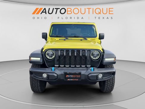 Used 2023 Jeep Wrangler Unlimited w/ Cold Weather Group AWD/4WD image 8