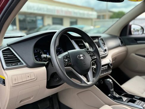 Used 2017 Hyundai Tucson SE FWD image 17