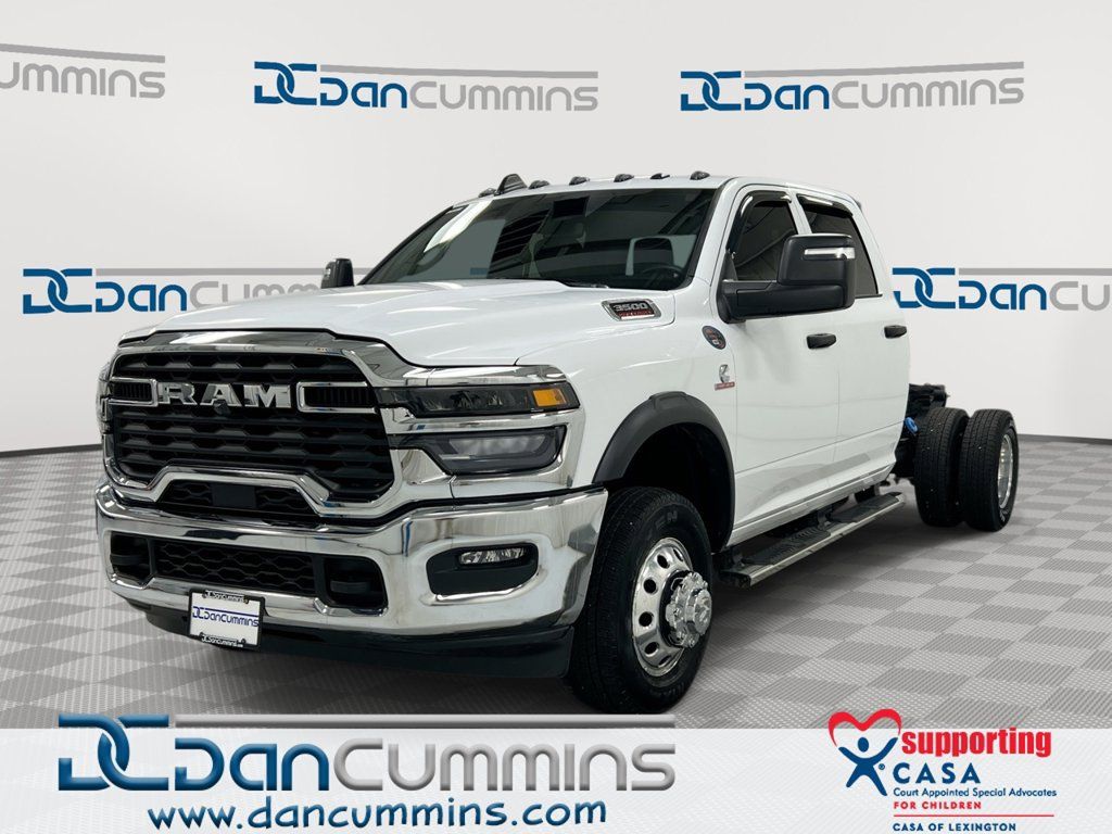 Used 2025 RAM 3500 Tradesman AWD/4WD image 1
