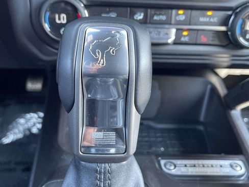 Used 2024 Ford Bronco Wildtrak AWD/4WD image 33