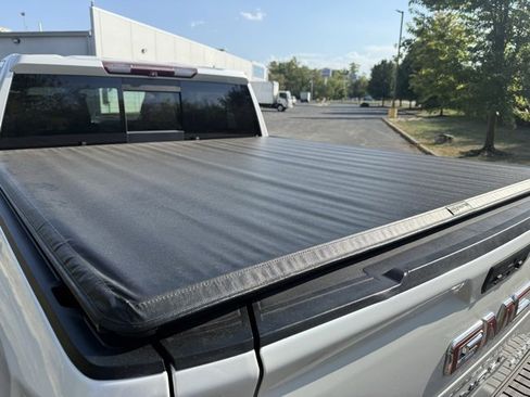 Used 2019 GMC Sierra 1500 Denali image 9