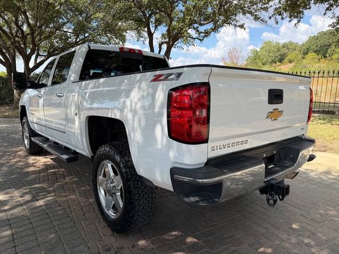 Used 2015 Chevrolet Silverado 2500 LTZ w/ LTZ Plus Package AWD/4WD image 5