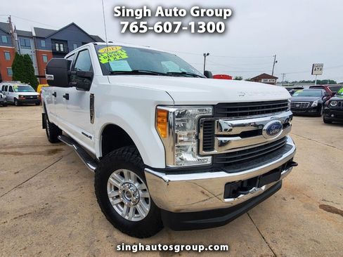 Used 2017 Ford F250 XLT image 1