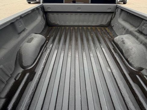Used 2011 Chevrolet Silverado 2500 LT w/ Interior Plus Package AWD/4WD image 8