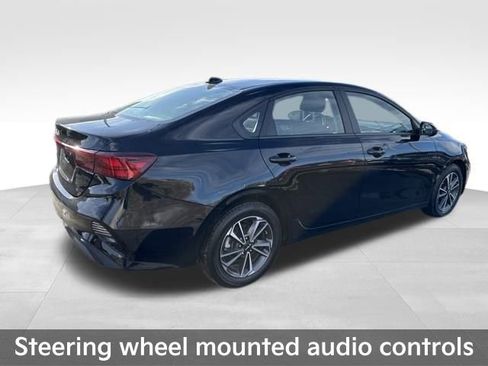 Used 2024 Kia Forte LXS image 6