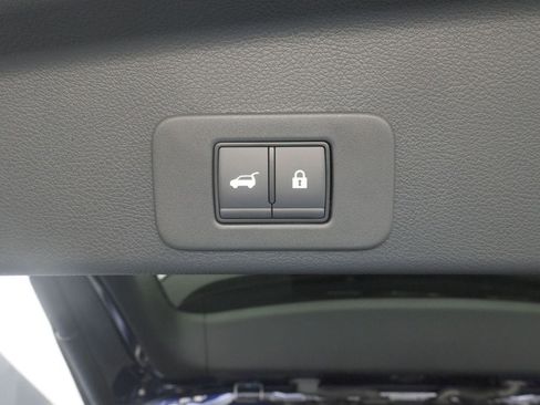 New 2025 Nissan Murano SV image 22