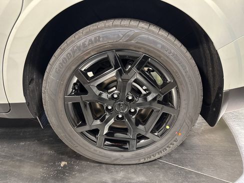 New 2026 Kia Carnival SX Prestige FWD image 17