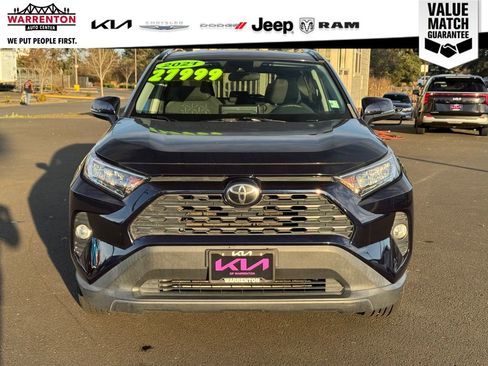 Used 2021 Toyota RAV4 XLE AWD/4WD image 15