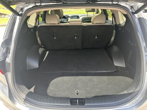 Used 2019 Hyundai Santa Fe Limited FWD image 18
