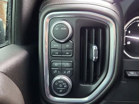 Used 2022 GMC Sierra 2500 Denali w/ Denali Ultimate Package AWD/4WD image 26