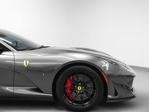Certified 2019 Ferrari 812 Superfast RWD image 14