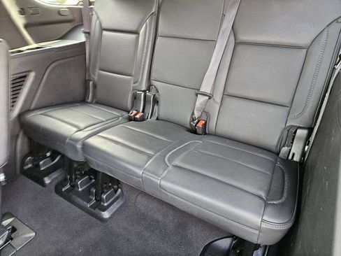 Used 2023 GMC Yukon Denali AWD/4WD image 32