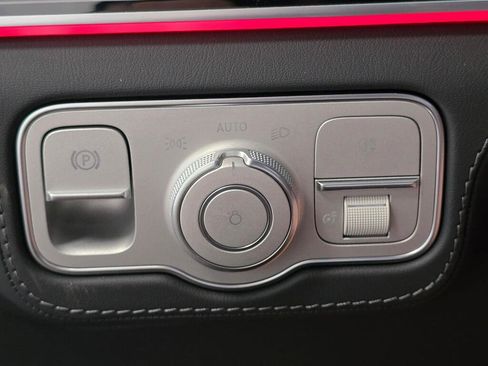 New 2025 Mercedes-Benz GLE 63 AMG S image 24