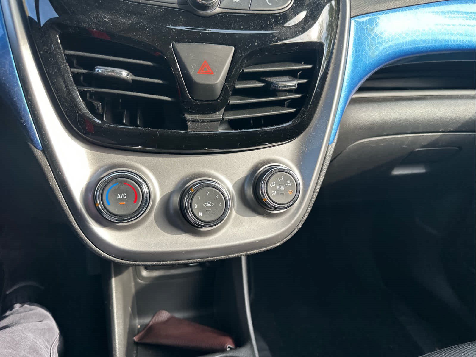 Used 2017 Chevrolet Spark LT FWD image 13