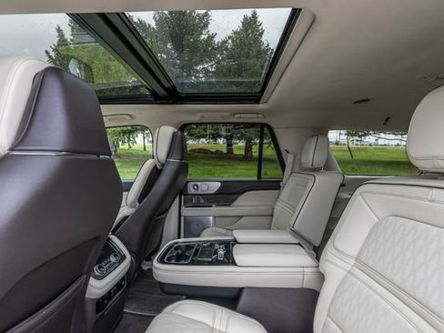 Used 2019 Lincoln Navigator Black Label AWD/4WD image 15