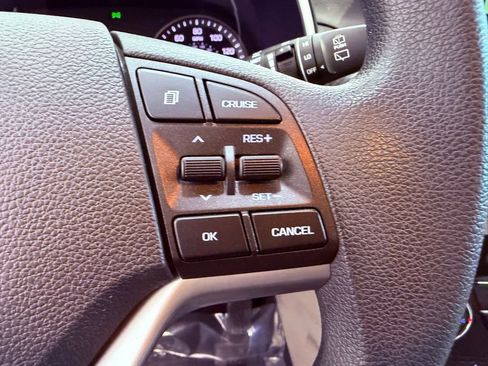 Used 2020 Hyundai Tucson Value FWD image 21