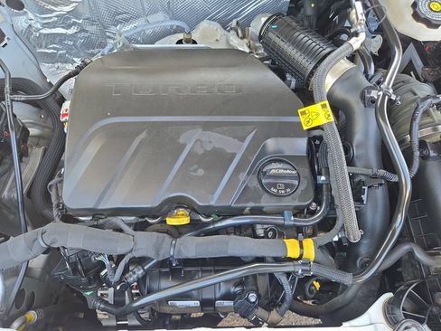 Used 2024 Chevrolet Trax ACTIV w/ Driver Confidence Package FWD image 28