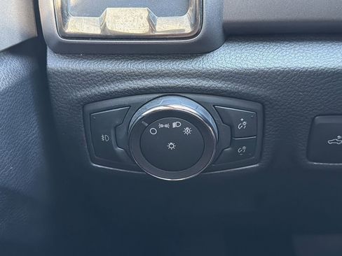 Used 2019 Ford Ranger XLT w/ Equipment Group 302A Luxury AWD/4WD image 24