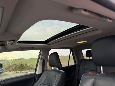 Used 2019 Toyota 4Runner Limited image 8