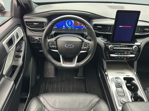 Used 2022 Ford Explorer ST w/ Equipment Group 401A AWD/4WD image 11
