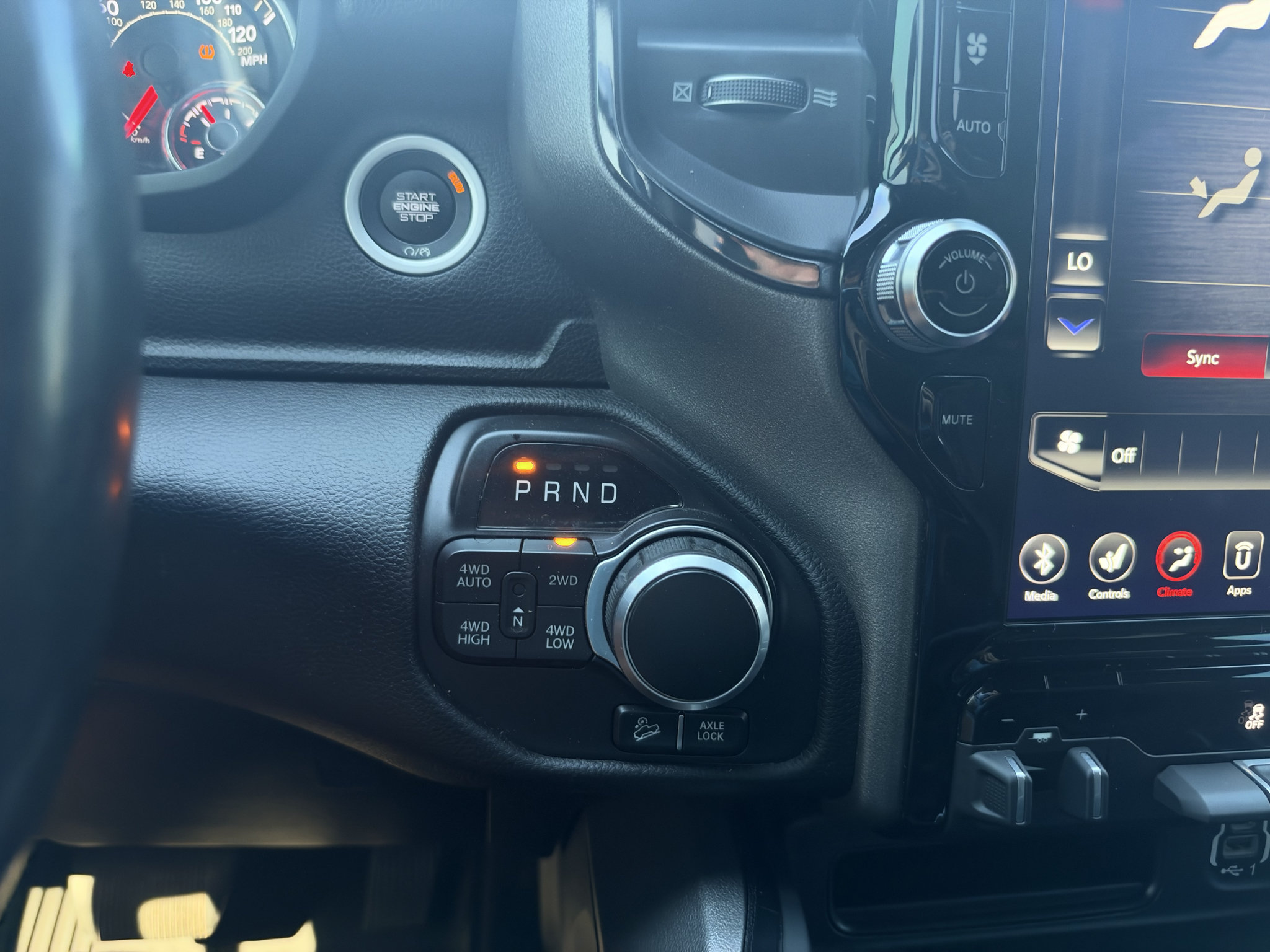 Used 2020 RAM 1500 Lone Star w/ Built-to-serve Edition AWD/4WD image 32