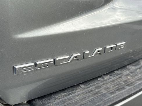 Certified 2023 Cadillac Escalade Premium Luxury Platinum image 33