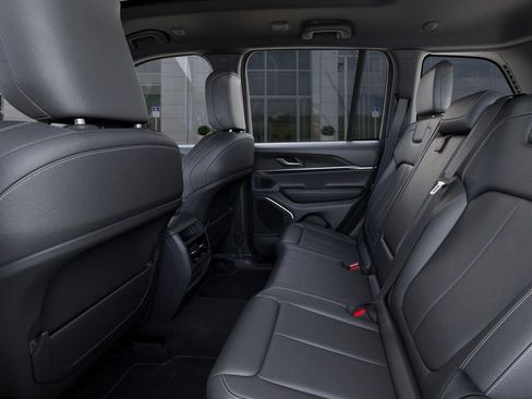 New 2026 Jeep Grand Cherokee Limited w/ Limited Altitude Package image 23