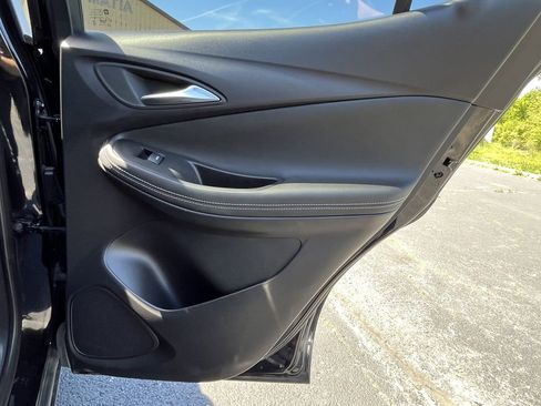 Used 2024 Buick Encore GX Preferred FWD image 19