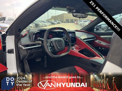 Used 2021 Chevrolet Corvette Stingray w/ Z51 Performance Package image 22