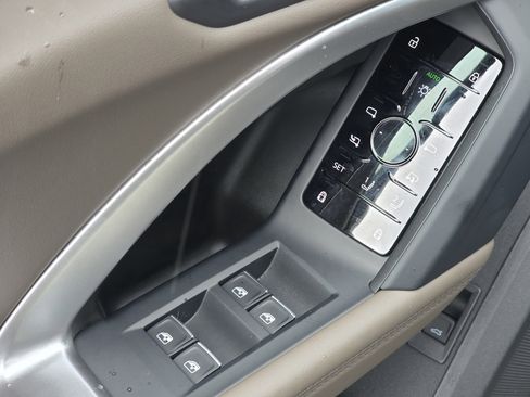 New 2026 Audi Q5 Premium AWD/4WD image 22