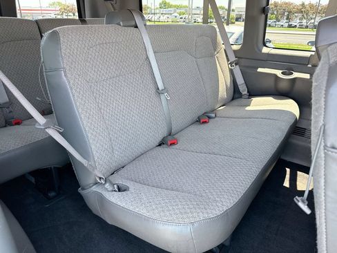 Used 2022 Chevrolet Express 2500 LS w/ Driver Convenience Package RWD image 23