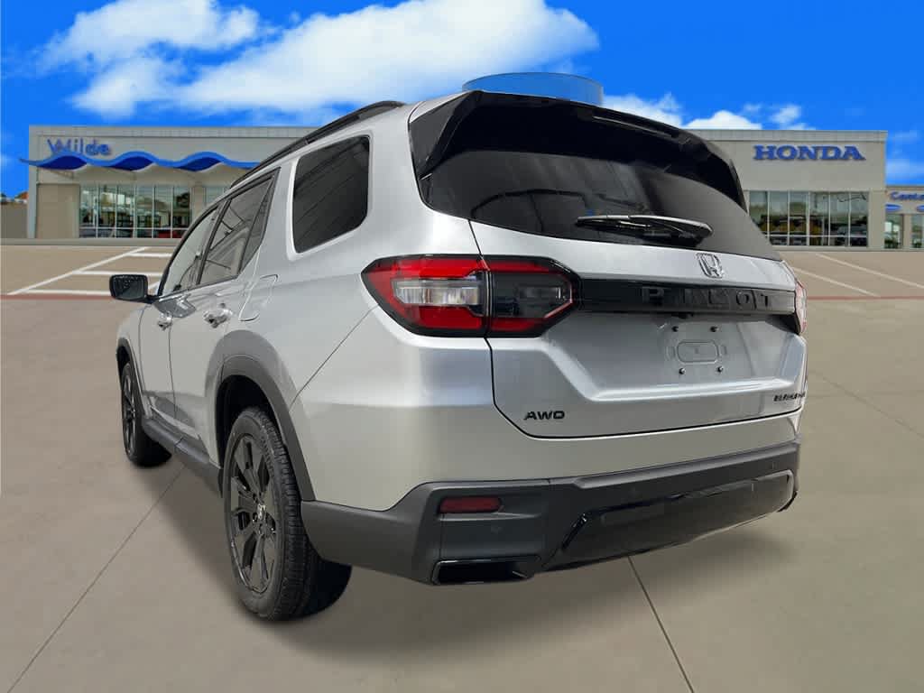 New 2026 Honda Pilot Black Edition image 3