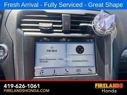 Used 2017 Ford Fusion SE w/ Fusion SE Technology Package FWD image 24