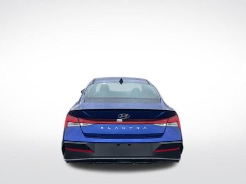New 2026 Hyundai Elantra SEL Sport FWD image 8