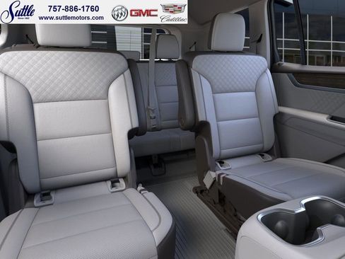 New 2026 GMC Acadia Denali w/ Super Cruise Package image 17