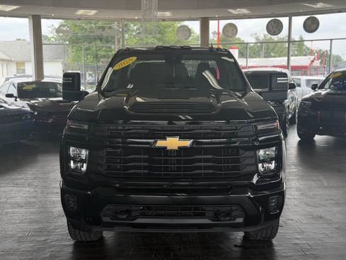 Used 2024 Chevrolet Silverado 2500 Custom w/ Custom Convenience Package AWD/4WD image 16