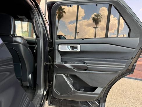 Used 2020 Ford Explorer ST w/ Premium Technology Package AWD/4WD image 35