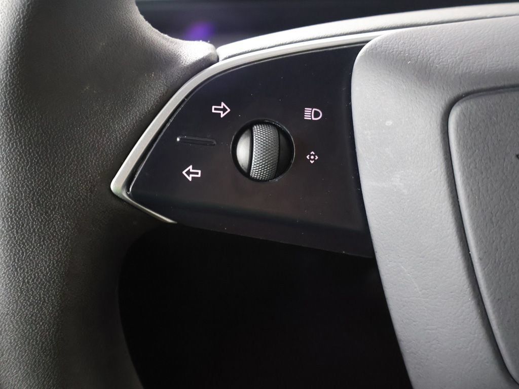 Used 2025 Tesla Model 3 RWD image 41