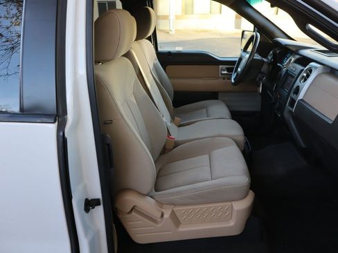 Used 2011 Ford F150 XLT w/ XLT Convenience Pkg image 22