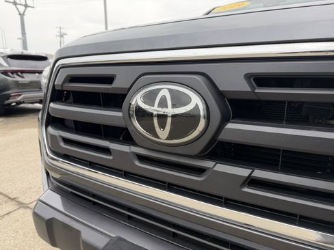 Used 2019 Toyota Tacoma SR5 image 5