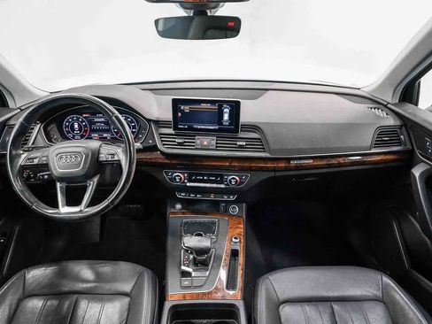 Used 2018 Audi Q5 2.0T Premium Plus w/ Premium Plus Package AWD/4WD image 12