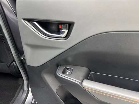 Used 2024 Subaru Crosstrek 2.5i Limited w/ Crosstrek Mirror Package AWD/4WD image 44