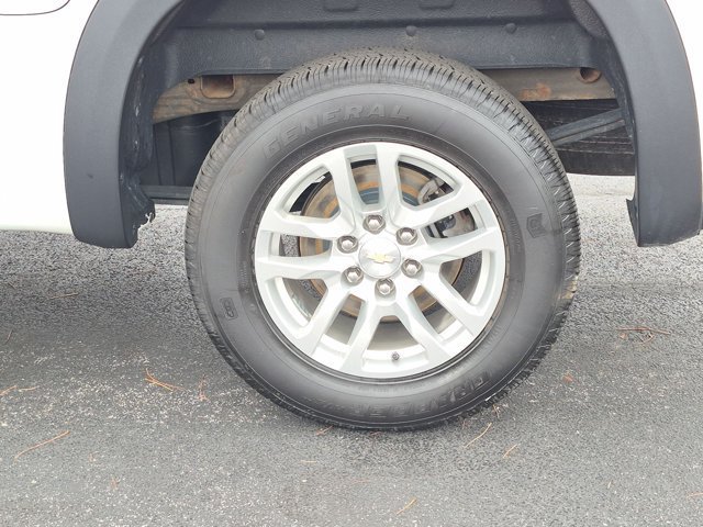 Used 2022 Chevrolet Silverado 1500 LT AWD/4WD image 8