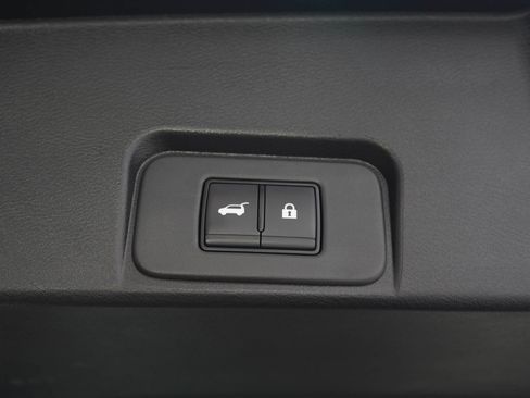 Used 2026 Nissan Rogue SV w/ Cold Weather Package AWD/4WD image 12
