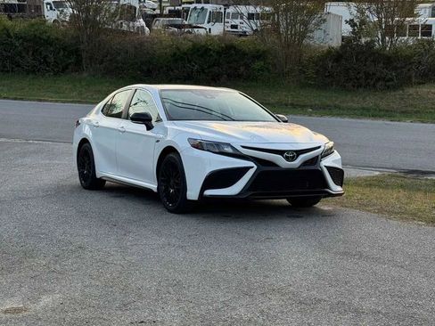 Used 2023 Toyota Camry SE FWD image 18