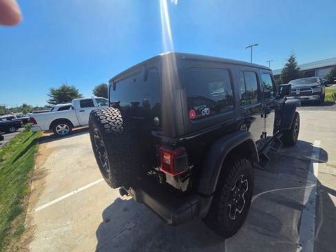 Certified 2023 Jeep Wrangler Unlimited Rubicon 4xe w/ Cold Weather Group AWD/4WD image 16