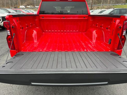 Used 2023 Chevrolet Silverado 1500 Custom image 18