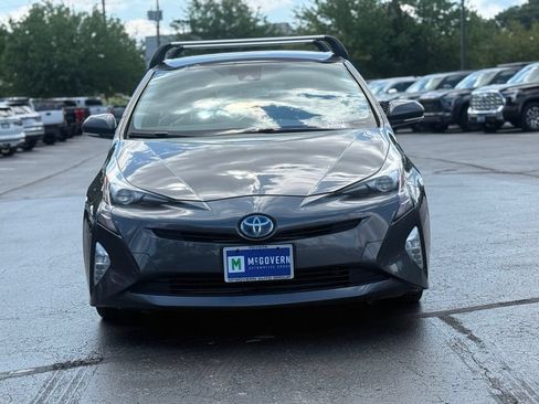 Used 2016 Toyota Prius Three Touring FWD image 12