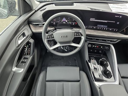 New 2025 Audi Q5 2.0T Premium Plus image 13
