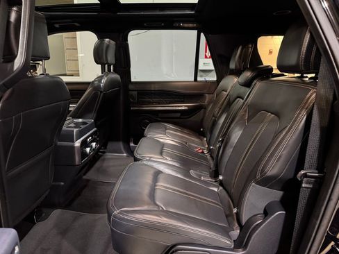 Used 2022 Ford Expedition Max Platinum image 23